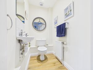 Cloakroom- click for photo gallery